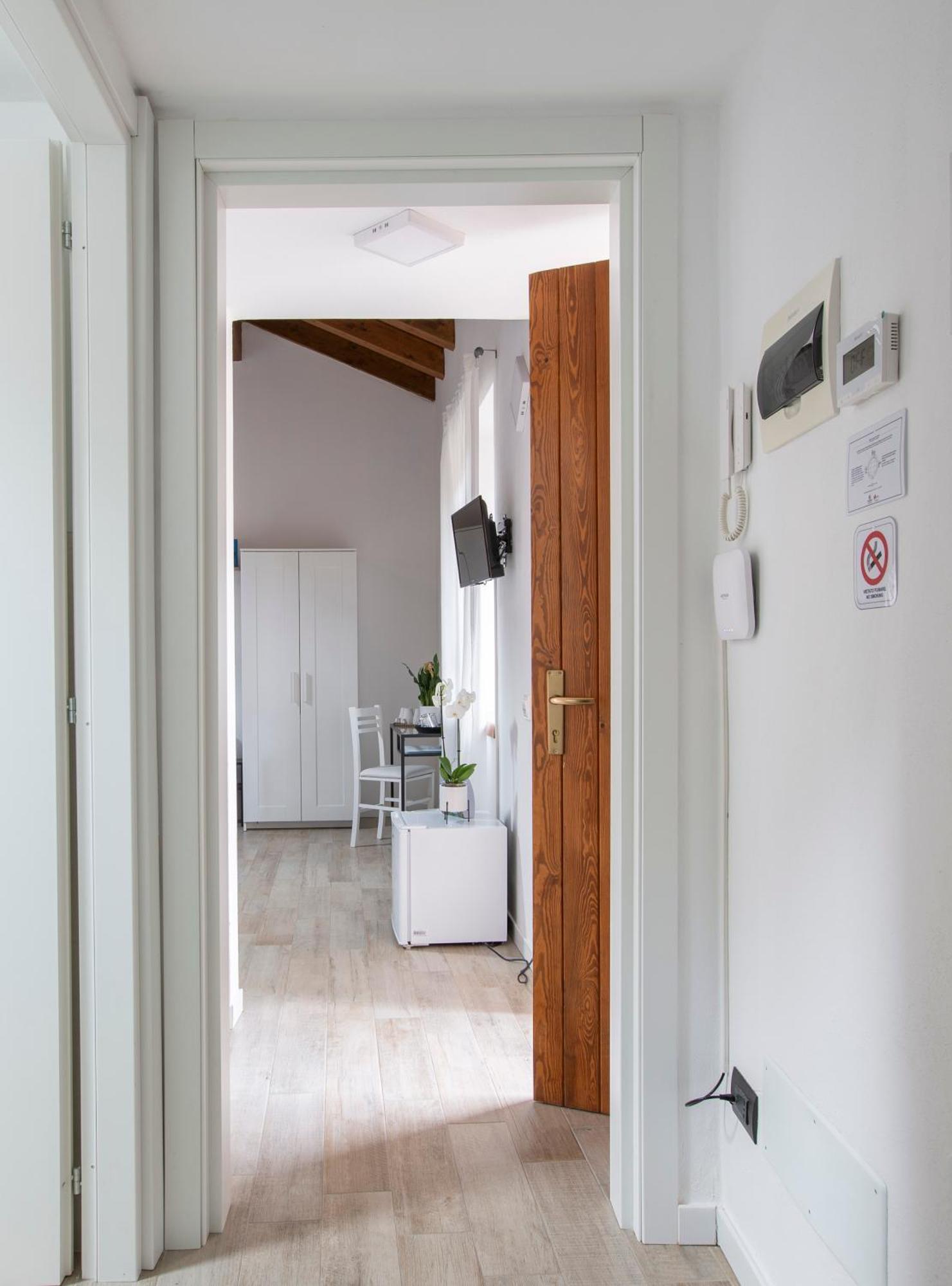 La Casa Del Sarto - Rooms And Apartments Lecco Kültér fotó